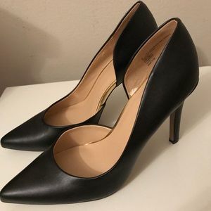 SOLD NWOT Black heels